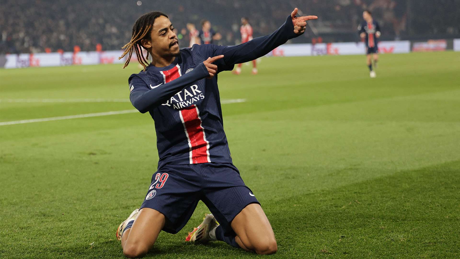 打击腐败的 打击腐败的